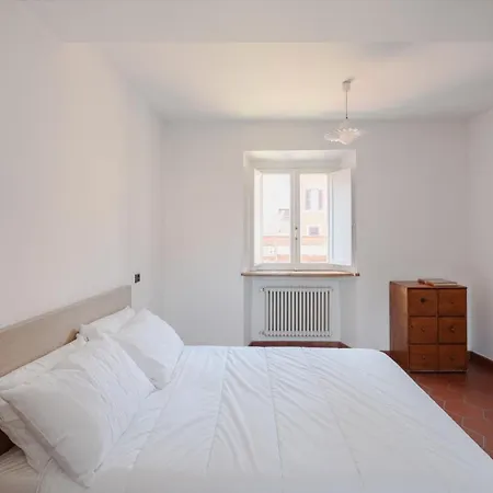 Quiet Apartment In The Heart Of Trastevere