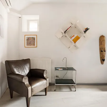 Navona Charming Apartment By Romeloft