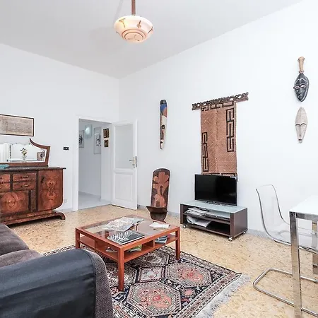 Casa Linda Apartment