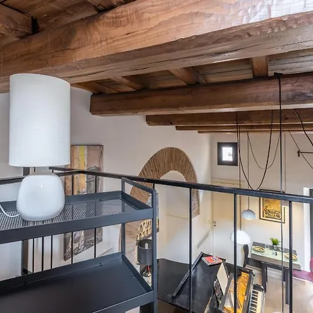Musician Apartment Colosseo