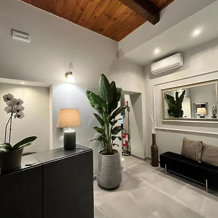 Soha Piazza Di Spagna Boutique