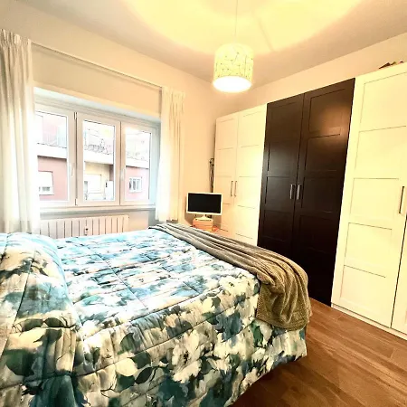 Casa Bas Roma Apartment