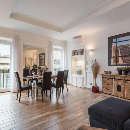 The Best Rent - Elegant Three-Bedroom Apartment A Few Steps From Fontana Di Trevi