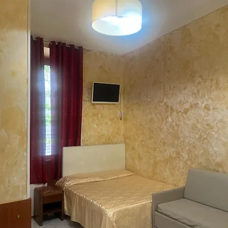 Отель Termini Golden House