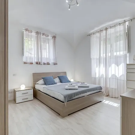 Vivilo Collection - Brescia Central Apt - 2Bd 2 Baths
