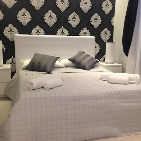 Romance Cosimato Trastevere B&B