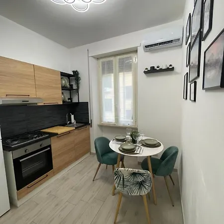 Rhome Apartment