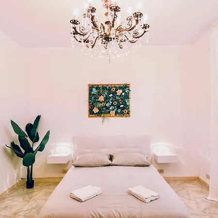 Golden Luxury Home - San Giovanni - 10 Min To Basilica Of San Giovanni - 25 Min To Colosseum