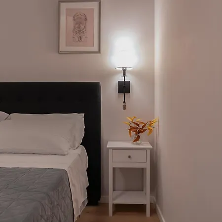 Residenza Lucrezio Hotel