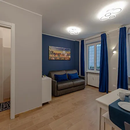 Goldstar Apartments