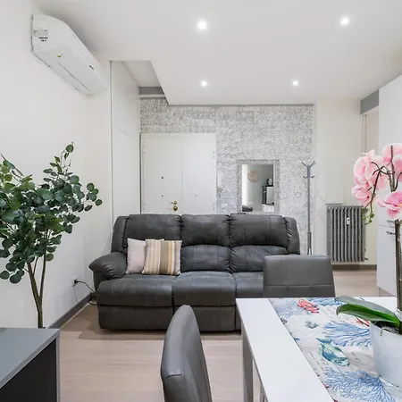 Silver Dream Cornelia, Elegant Apt With Car Park