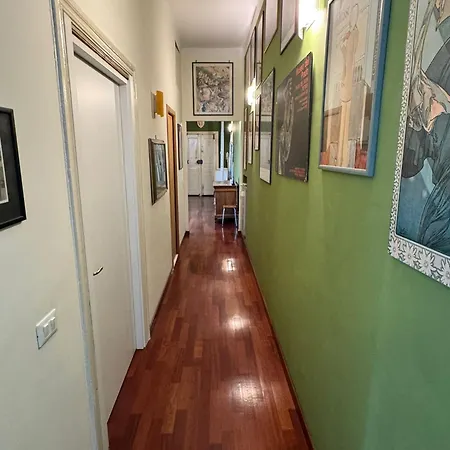 The Gallery House
