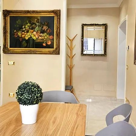 Rome Boulevard Suite