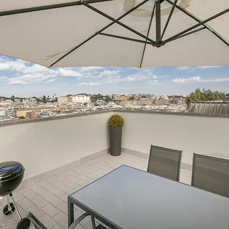 Terrazza San Pietro Vicino Metro A Apartment