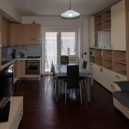 Apartment Marconi 2833