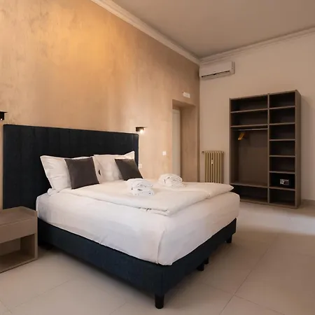 Alida Rooms