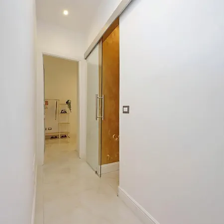 Principe Amedeo Piano Terra Apartment