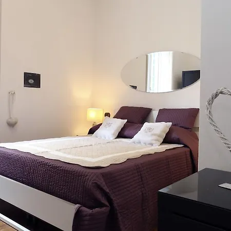 Caracciolo Guest House