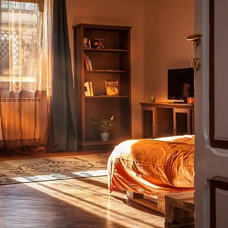 Argilla Apartment