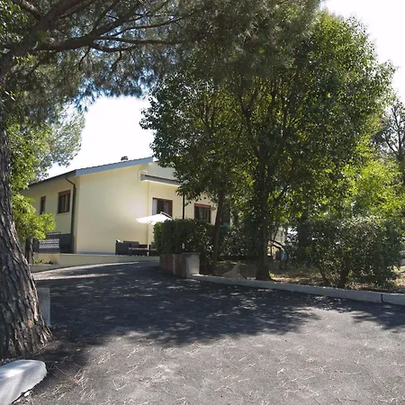 Domus In Viridi Bed and Breakfast