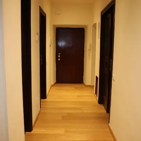 Auberge de jeunesse R.T. House'S