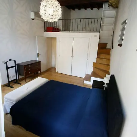Navona Loft Hotel