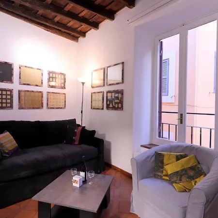 Lovely Navona Apartment