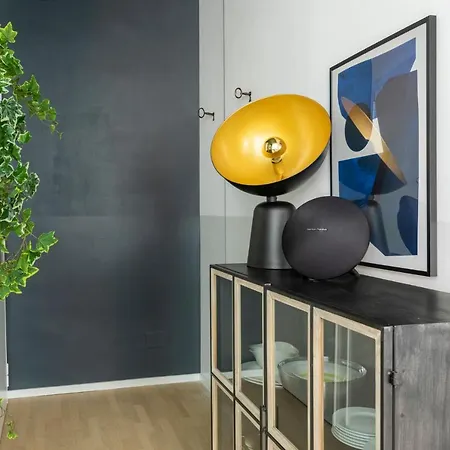 Romac Trinity - 3Bdr Apartment With Sauna & Jacuzzi In Campo De Fiori