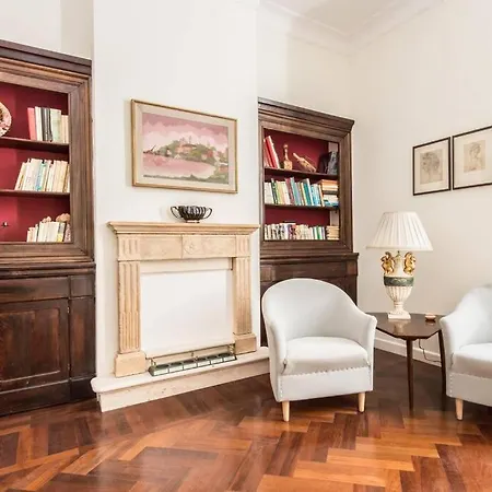 Vatican Large Comfortable Apartment