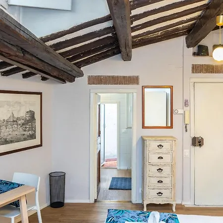 Cancelleria Apartment-Rental In Rome