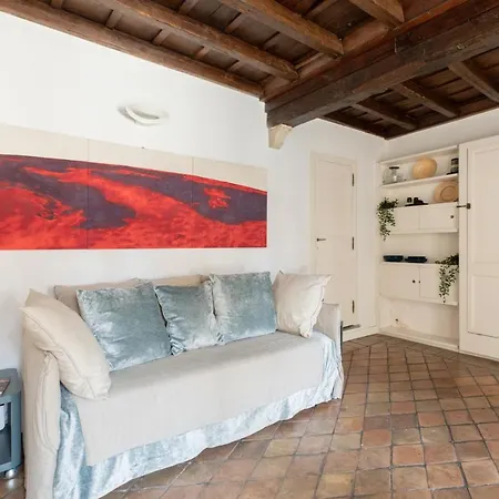 Iflat Navona Bright Studio