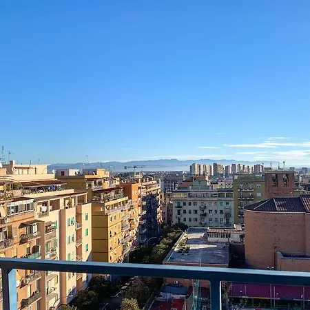 Stunning Apartment In Roma With 1 Bedrooms And Wifi