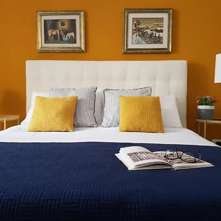 Room In Bb