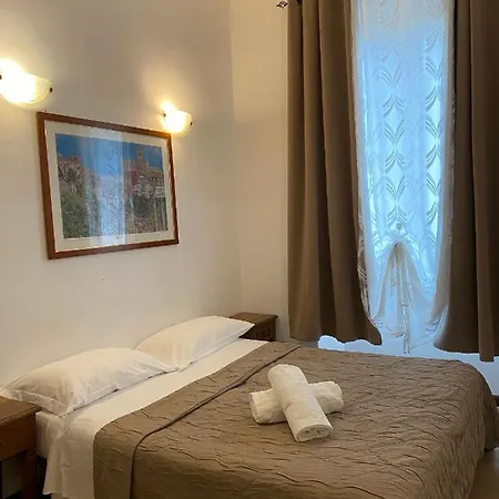 September Suite Rome