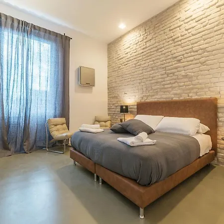 Iflat Esquilino Industrial Studio N.2 Apartment