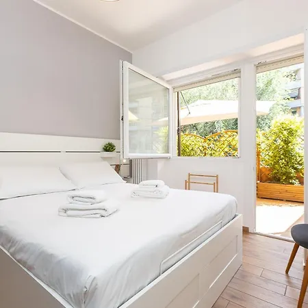 Amazing Viale Trastevere With Terrace
