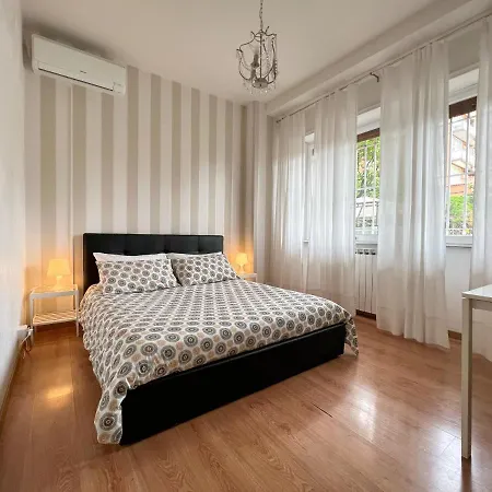 La Petite Sissi Vaticano Roma Apartment