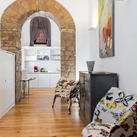 Colosseo Loft Con Jacuzzi Apartment