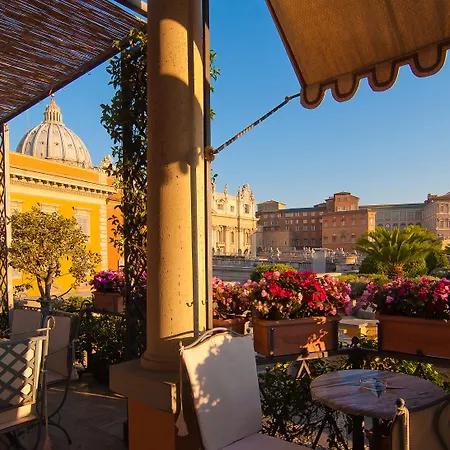 Residenza Paolo VI Hotel