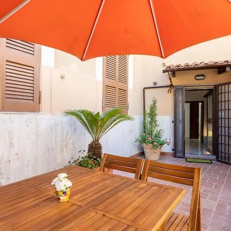 Casa Gianni 5 Stelle Apartment With Garden