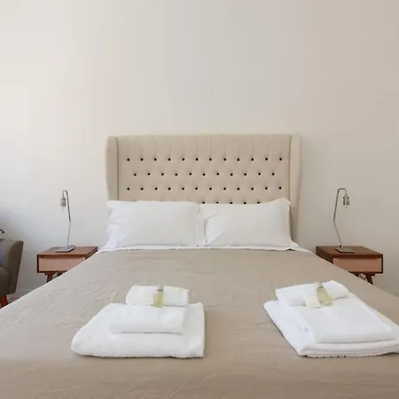 Vittoria Terrace Penthouse At The Spanish Steps