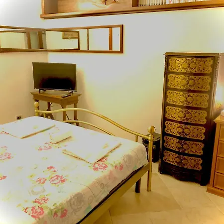 Trapani Suite