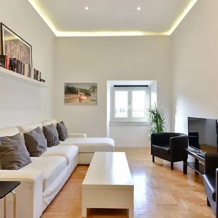 Stunning St.Peter'S Apartment