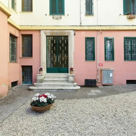 Postcard From Rome ⭑⭑⭑⭑⭑ Metro B Apartment