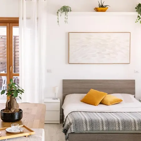 Loft Con Terrazzo - 3 Min Dalle Autostrade By Followgreenhouserome