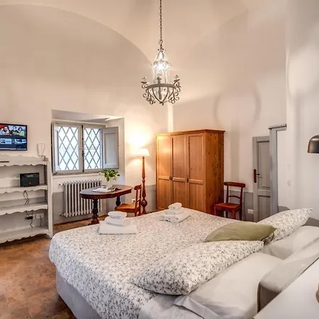 Ferienwohnung Torretta Storica Pantheon