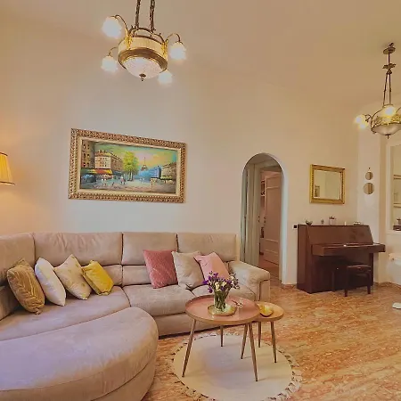 Elegant House In Rome Appartement