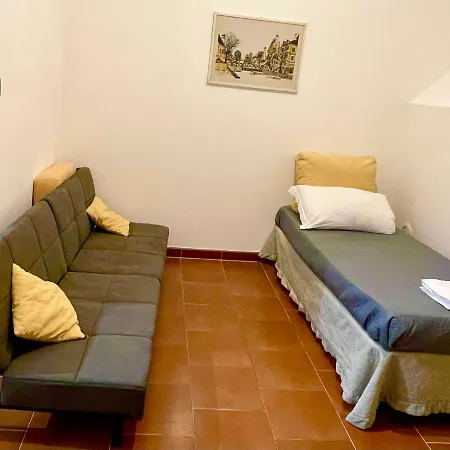Appartamento Parisa House
