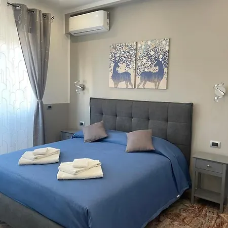 Henry Suite