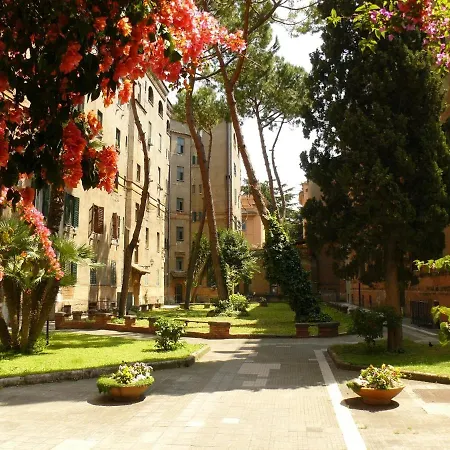 Dimora Del Papa Apartments
